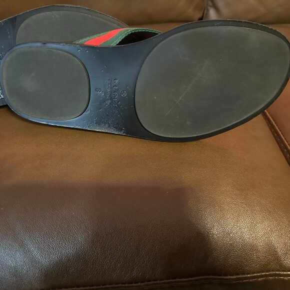 GUCCI MEN'S THONG SANDAL WITH WEB - Picture 8 of 12